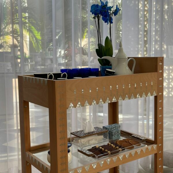 Trolley Sheih Collection in Mother of Pearl (80x50x102cm) - Image 2