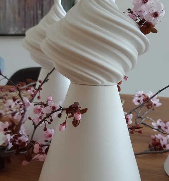 Bisquit Minaret - Image 2