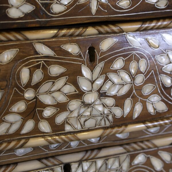 خزانة  ذات أدراج  عمرها 150 سنة - Image 2