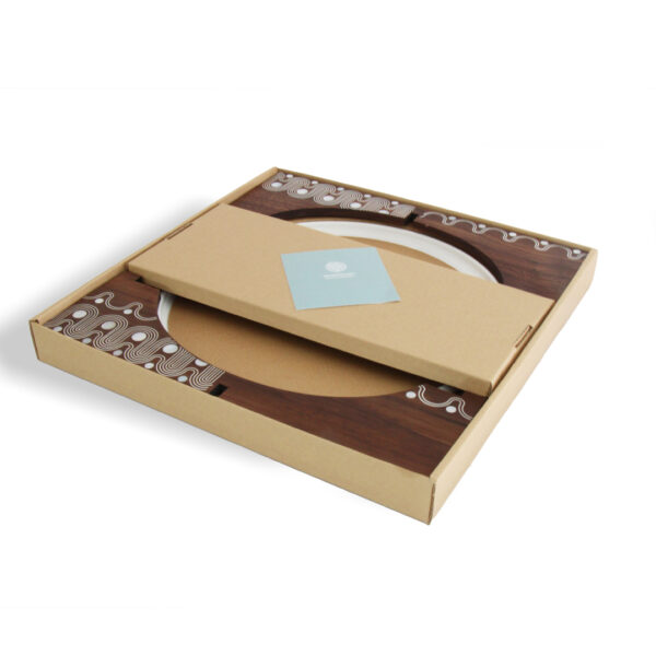 Plate with Stand Janbiyah Collection in Mother of Pearl (14" Plate) - Image 2